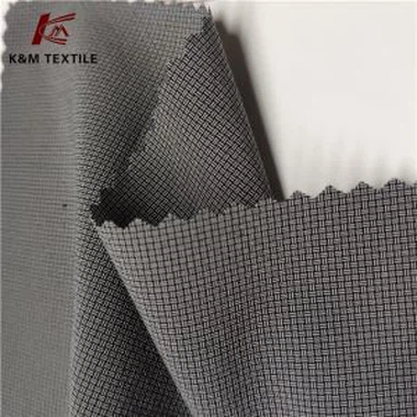 Tissu extensible en polyester cationique